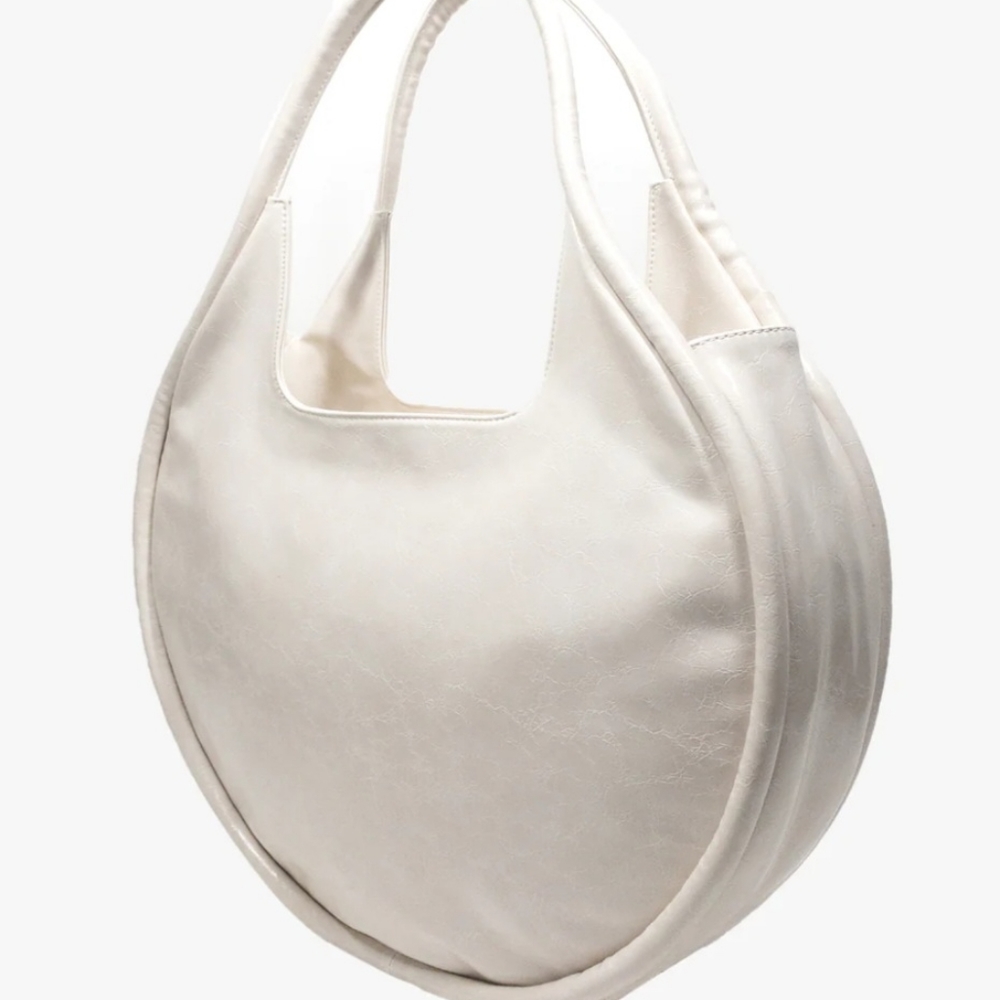 SOLD OUT! CIRCLE TOTE BAG IN BLACK or CREAM - Picture 5 of 6